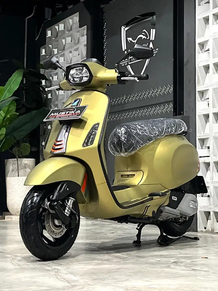 Istimewa ODO 5RB‼️Vespa Sprint S 150 ABS th 2025 - Ayu Mustika