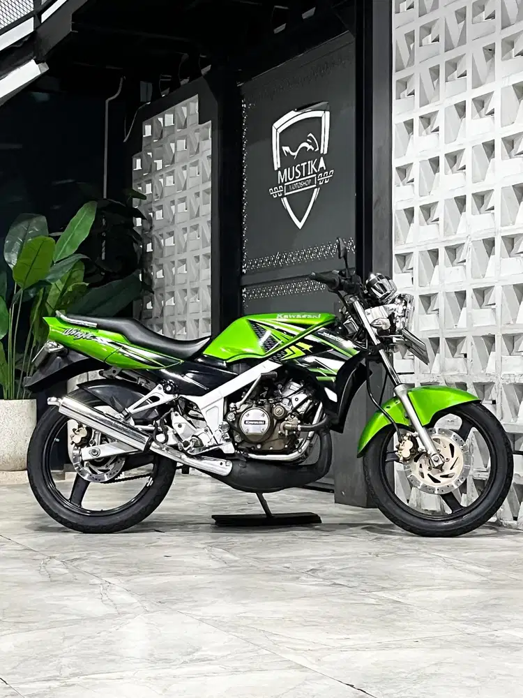 Langka!! Kawasaki Ninja R th 2014 - Ayu Mustika