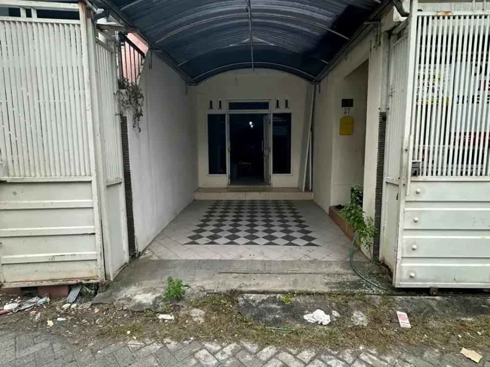 Simpang darmo permai