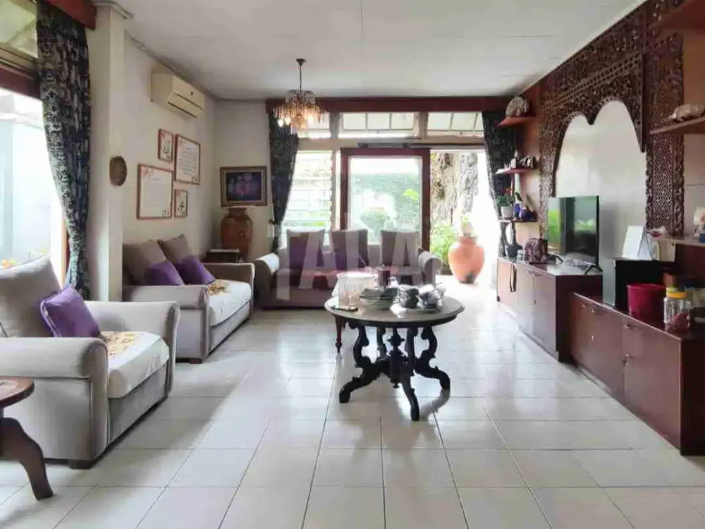 DIJUAL Rumah HITUNG HARGA TANAH Luas 430 meter di Haji Nawi Gandaria Jakarta Selatan