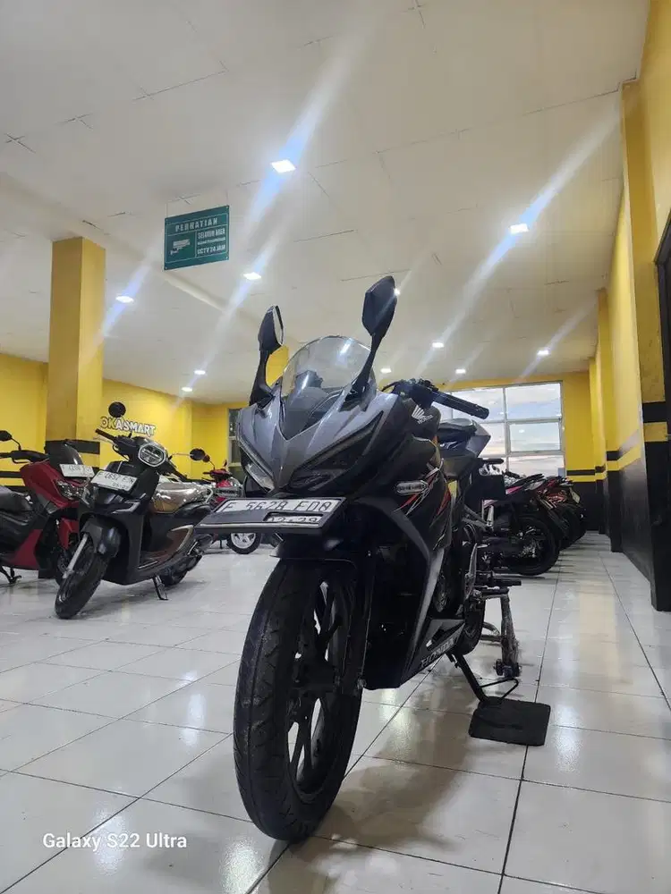 Ready cbr 150 r unit cakep terswat