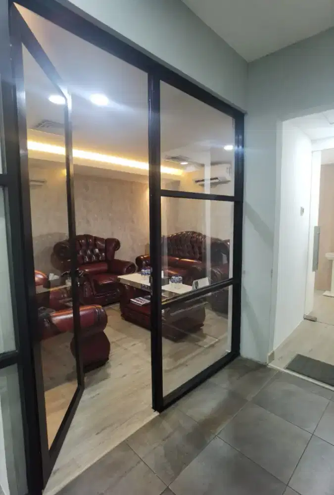 Jasa tukang partisi kaca dan gypsum jendela pintu