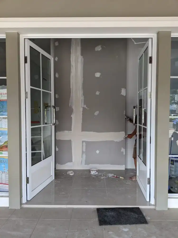 Jasa tukang aluminium kaca,pintu,jendela, partisi gypsum
