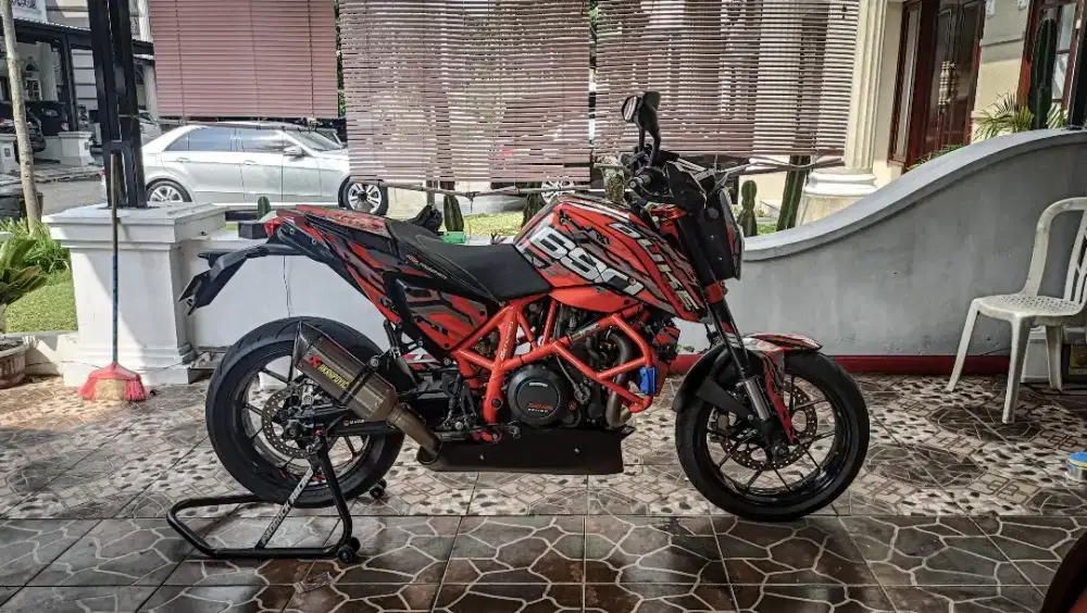 KTM Duke 690 R 2013