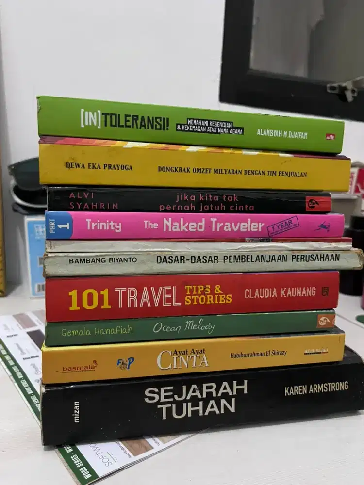 Dijual Preloved buku kondisi bagus