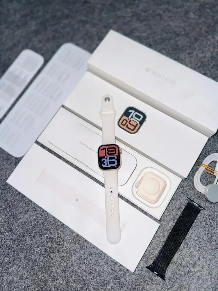 Apple Watch Series 10 42mm iBox Like new