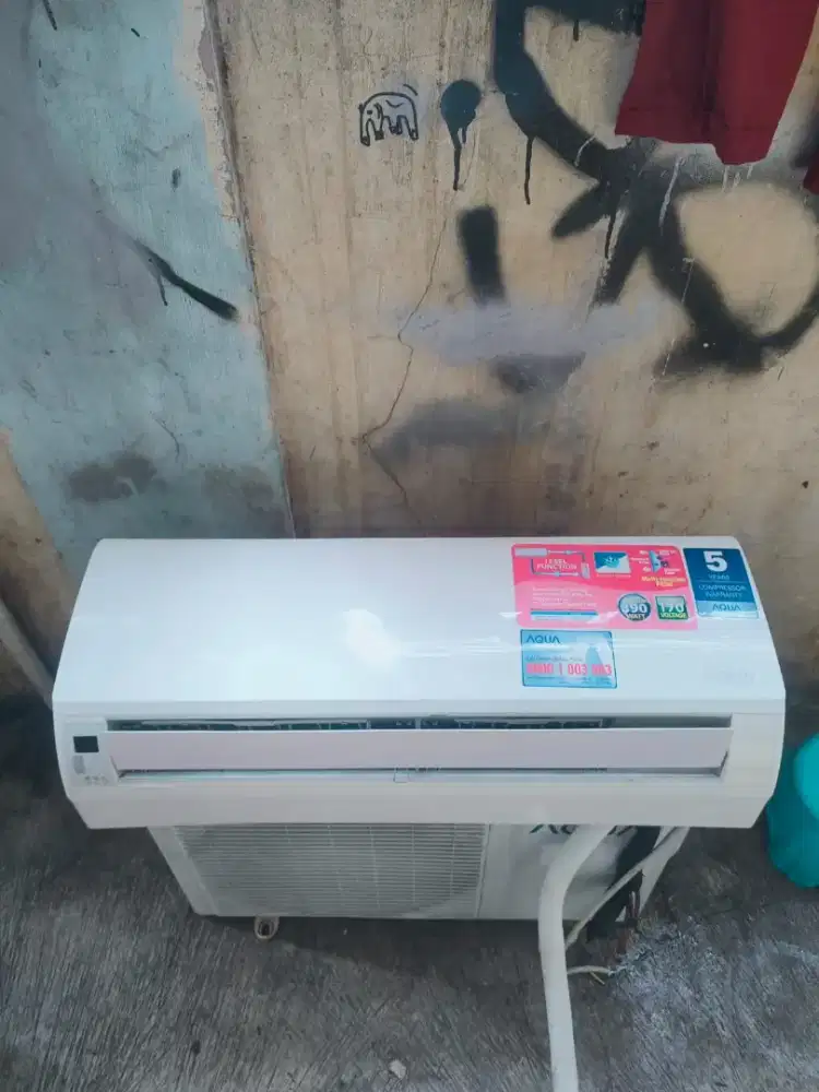 Jual AC merek Aqua 1/2pk AC dingin mantap