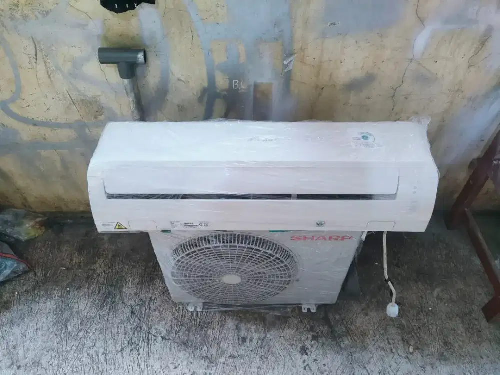 Jual AC merek Sharp 1/2pk AC dingin mantap