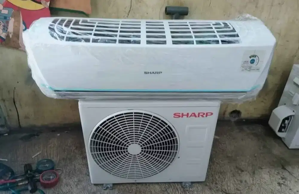 Jual AC secon  merek Sharp 1/2pk AC dingin mantap