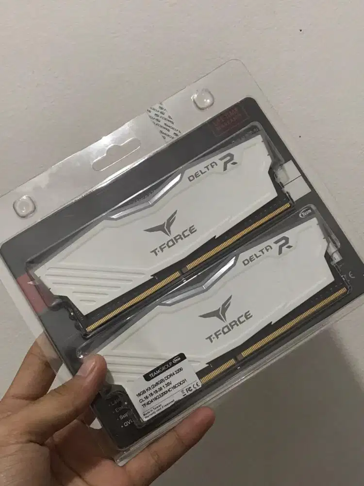 RAM T FORCE DELTA 16GB 8x2 DDR4 3200Mhz