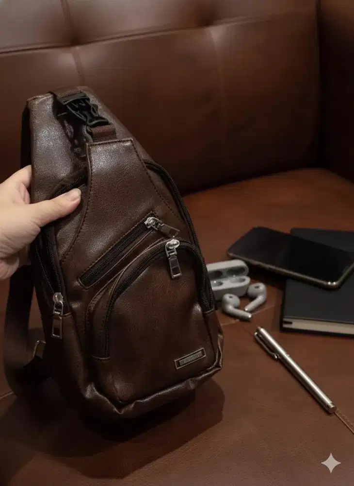 Tas slempang pria kulit