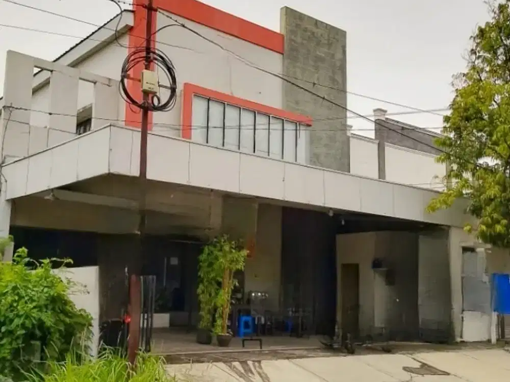 Dijual Cepat Bangunan Gedung Tengah Kota Puspowarno Semarang