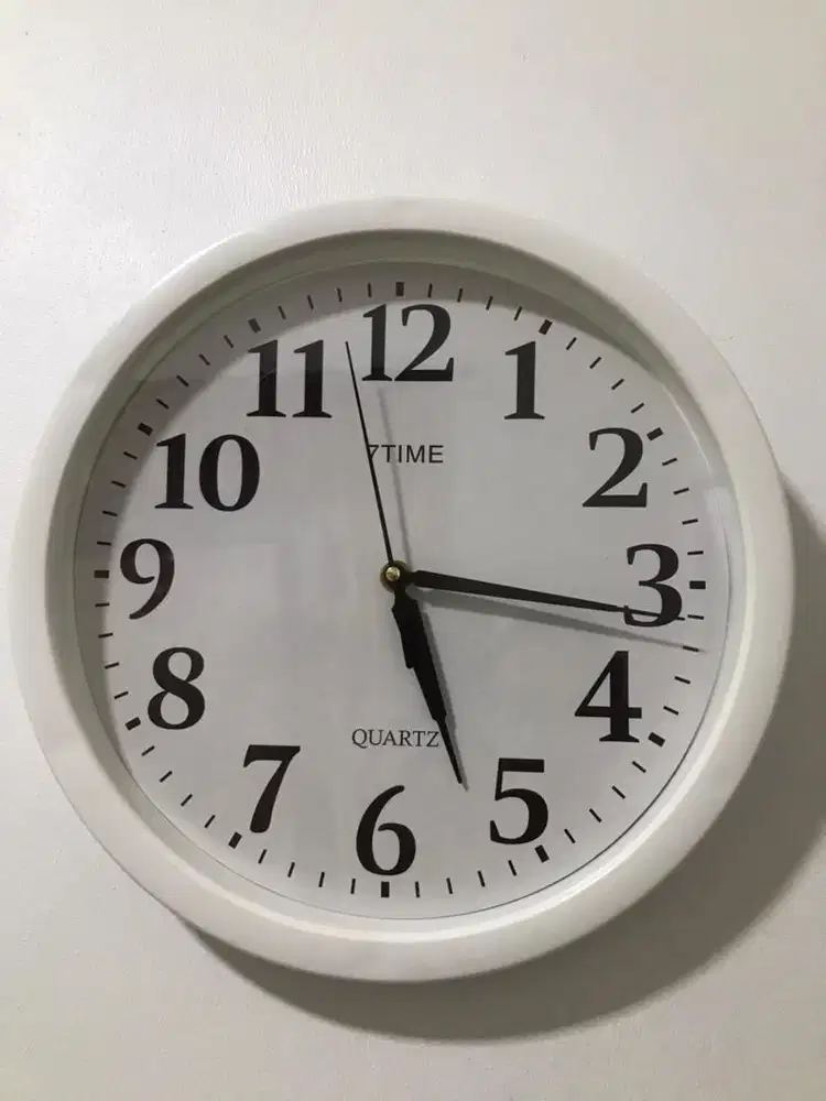 Jam dinding Quartz ukuran besar