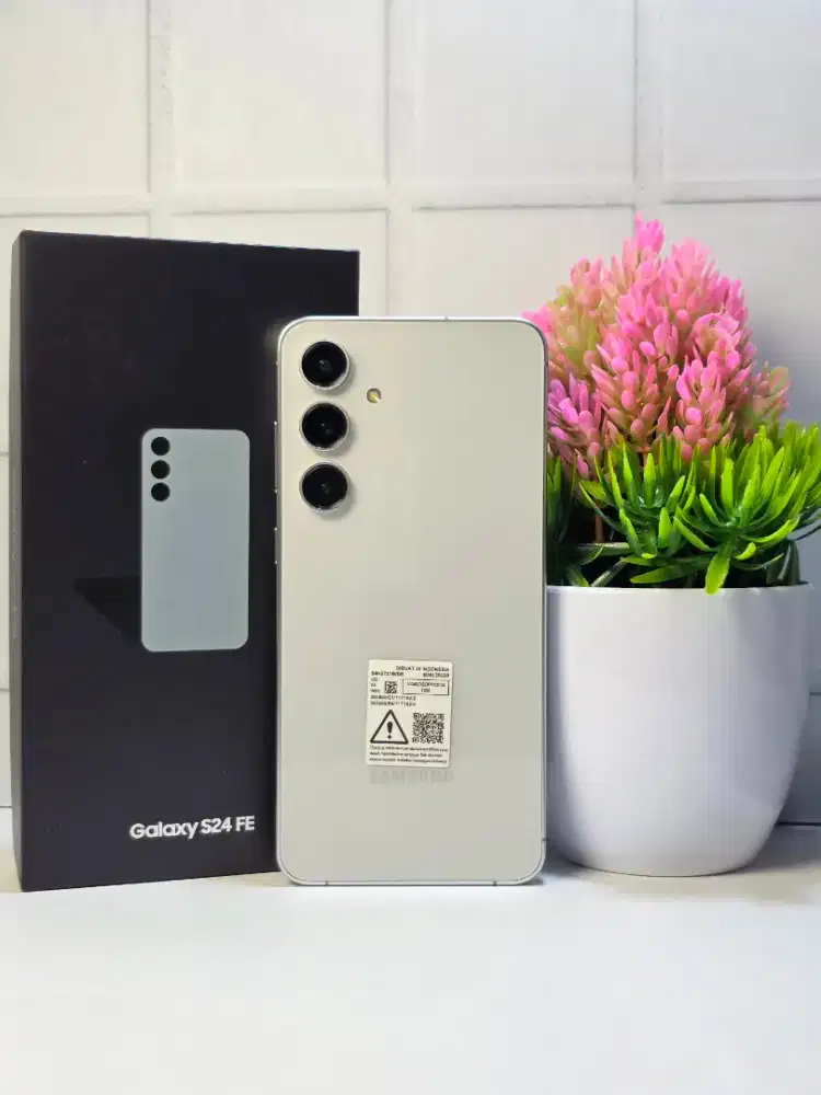 Samsung S24 FE 8GB / 256GB Fullset