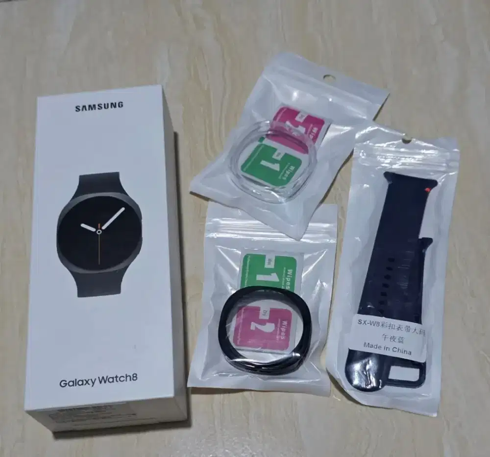 SAMSUNG WATCH 8