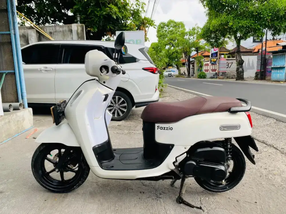 DP 1 juta fazzio putih Deva motor