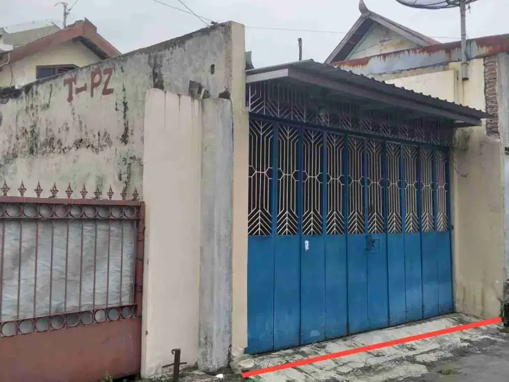 Rumah Nyaman 184m² Dekat Pasar Gede Solo Kota