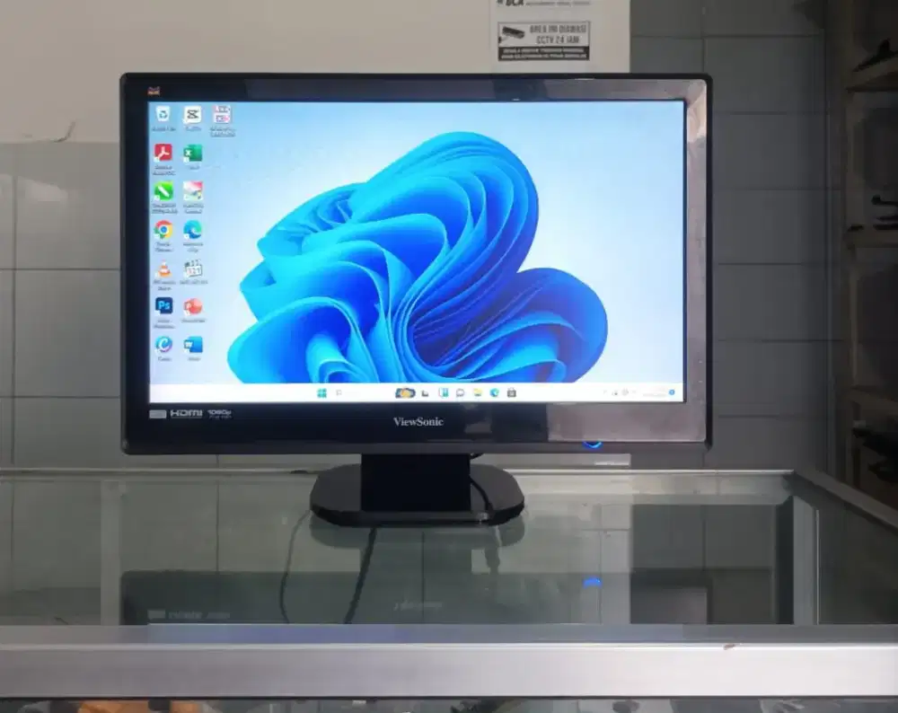 Monitor LED 22 INCH
VIEWSONIC VX2253MH
Support HDMI