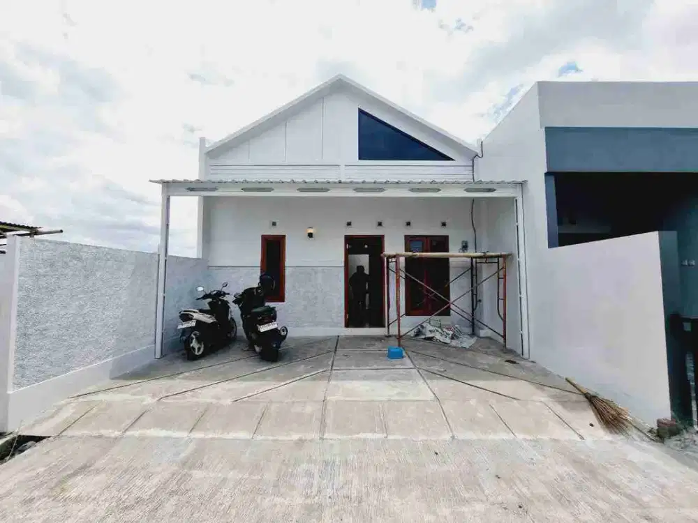 Rumah Cantik Baru Strategis di Ngemplak