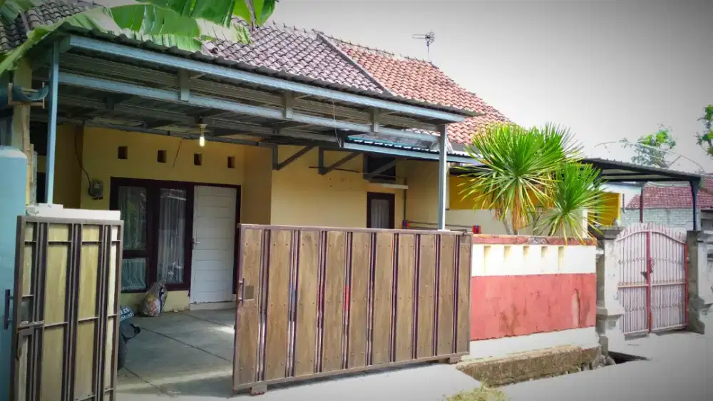 Rumah Dijual Permata Hijau di Senteluk