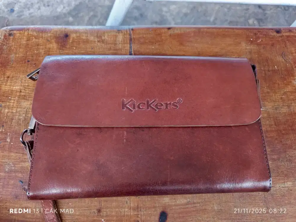 Hand bang kulit asli ori mrk Kickers