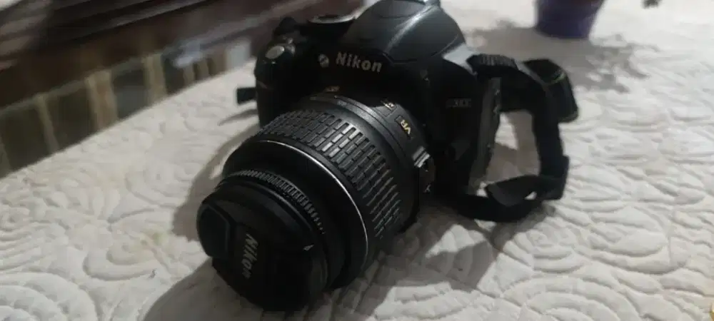 nikon D3100 fullset + lensa kit 18-55 + lensa nikon AFS 55-200mm