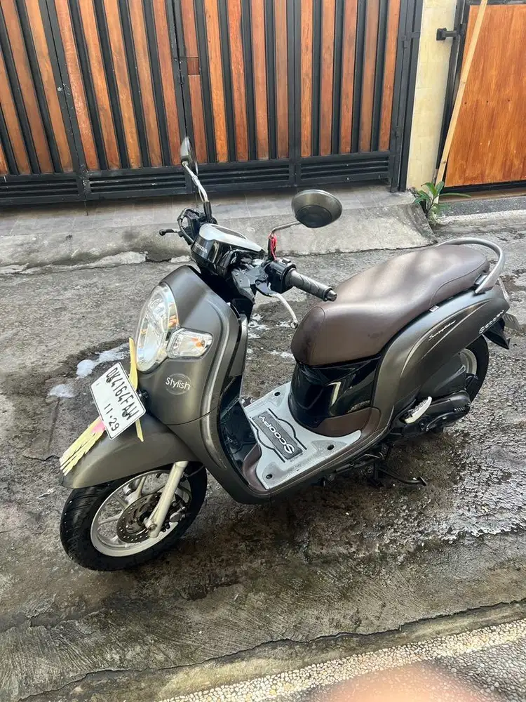 Honda Scoopy 2018 abu abu
