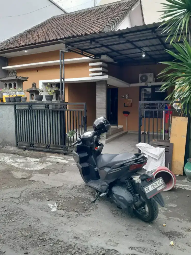 Jual rumah second ada imb dekat pompa bensin kebo iwo gatsu denpasar