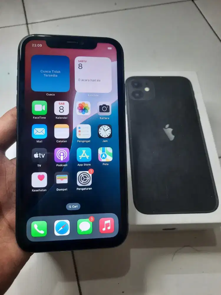 jual cepat iphone 11 64gb ibox fullset Bh 86% no minus masih mulus