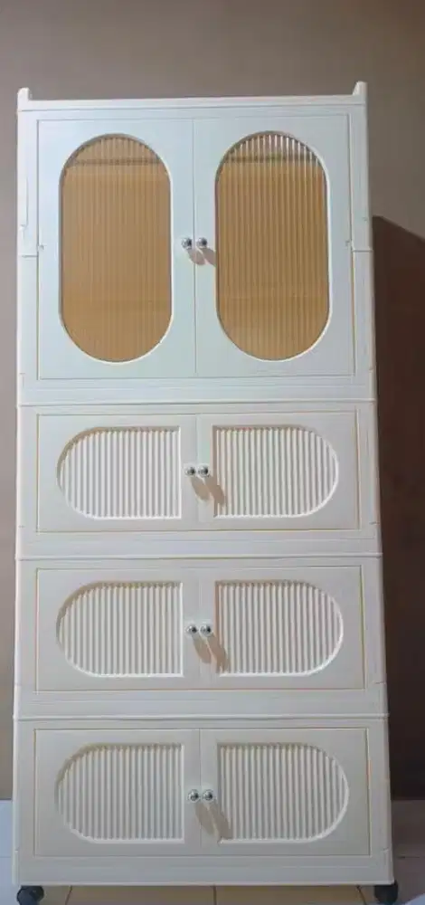 LEMARI PAKAIAN BAJU ELEGANT