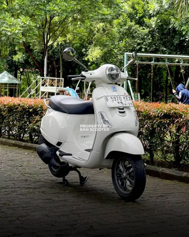 VESPA LX 125 iGET FACELIFT 2023 REGIST 2024 BERGARANSI