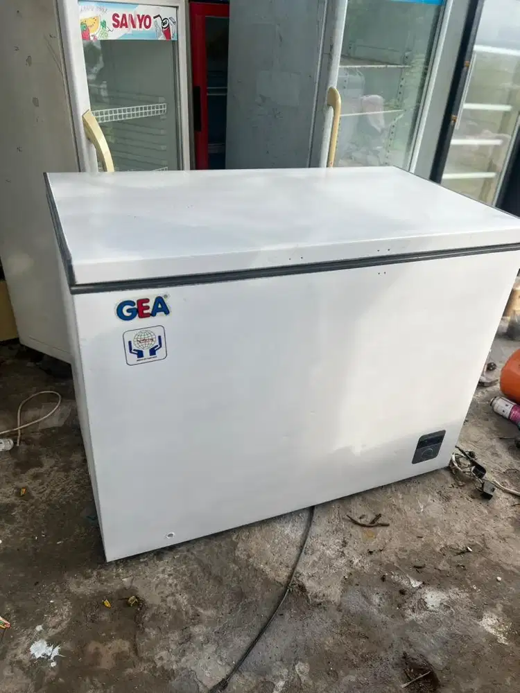 Freezer GEA 330liter original