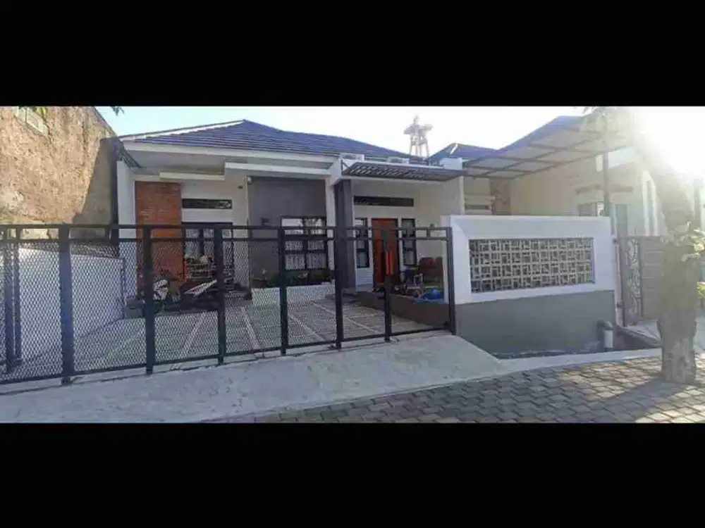 Rumah mewah dekat pengadilan tipikor Semarang barat