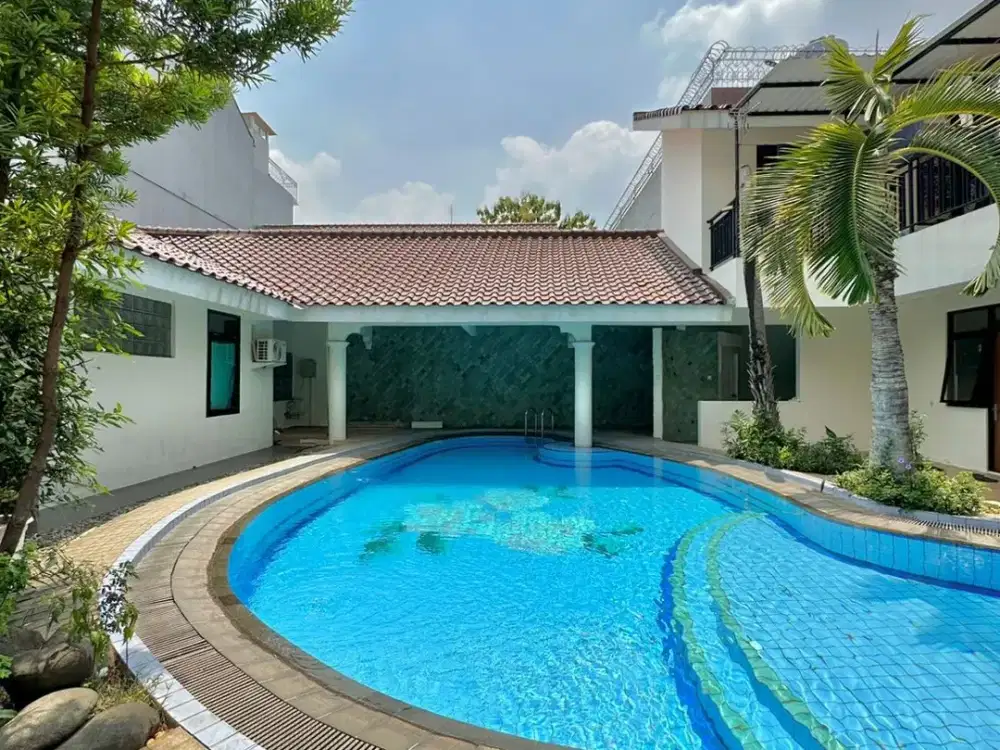 Dijual Rumah Mewah 2 Lantai + Paviliun di Menteng, Jakarta Pusat – LT 795 m² | LB 1000 m²