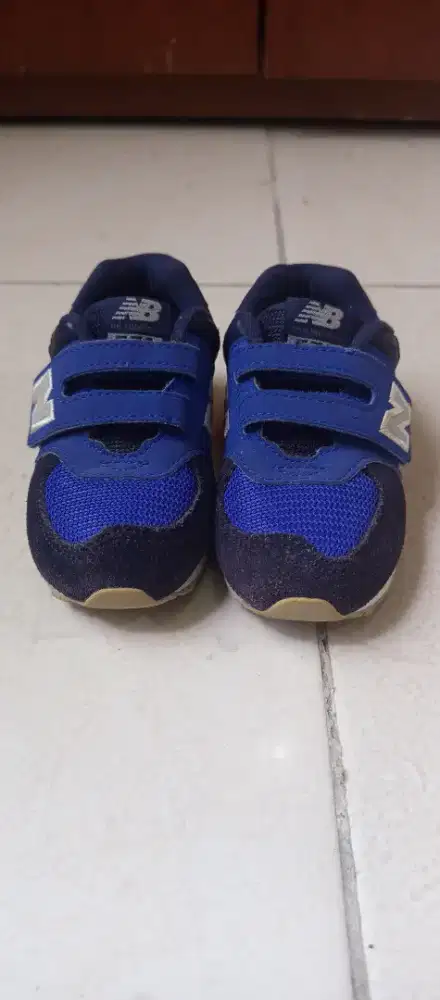 Sepatu anak New Balance 574 model IV574JHS