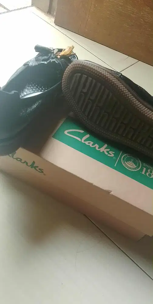 Sepatu clarks ORI