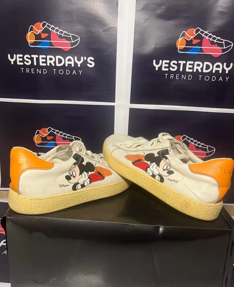 Sepatu Gucci Colabs Disney