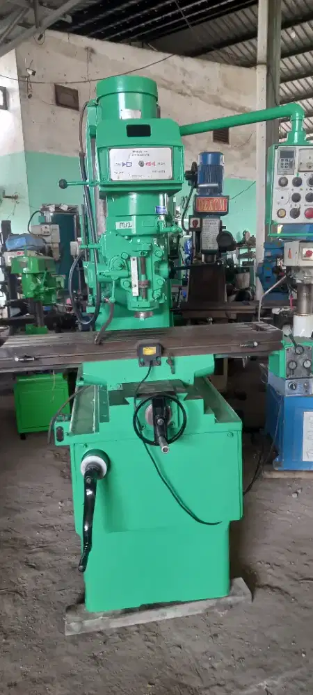 DI JUAL. MESIN MILING