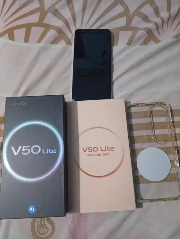 Vivo 50 lite Ram 8+8/256 GB