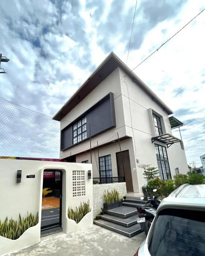 Dijual rumah modern minimalis 2 Lantai - Serasa Tinggal di Villa !