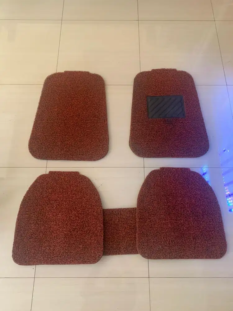 Karpet Innova Reborn