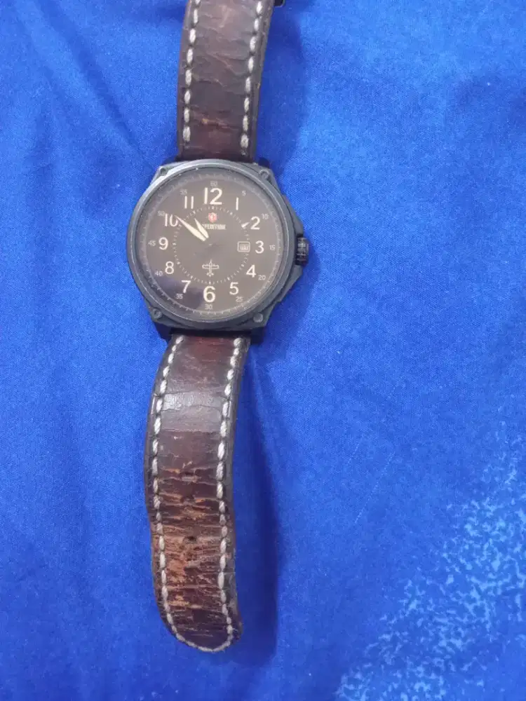 Jam tangan pria