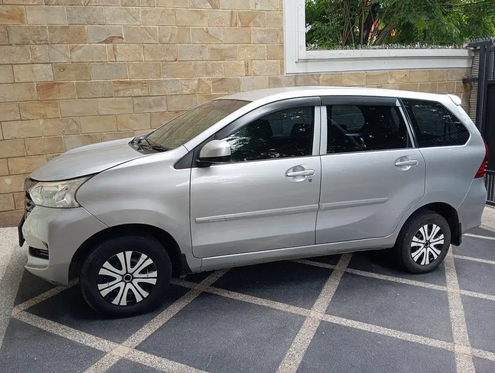 Daihatsu Xenia 2018 X 1300 cc manual