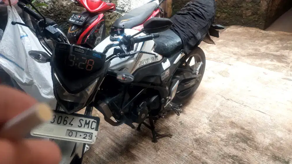 Honda CB150R Streetfire tahun 2013