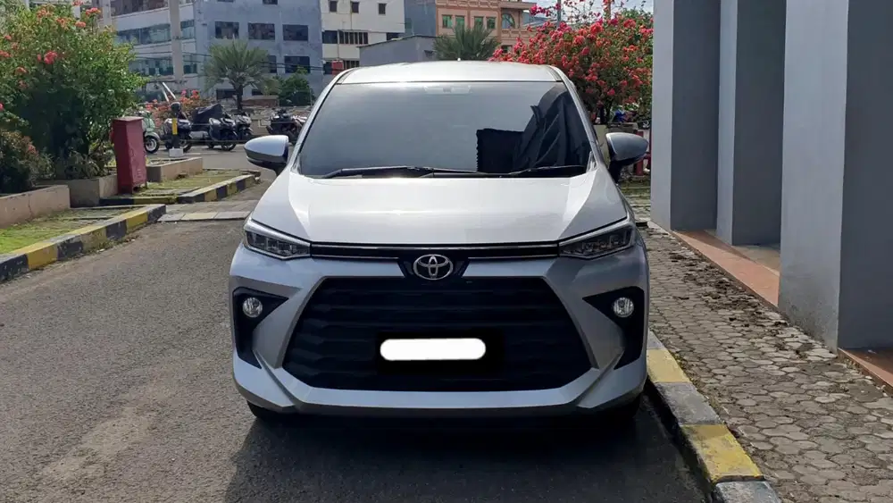 Km 4rb toyota avanza g cvt matic 2024 silver