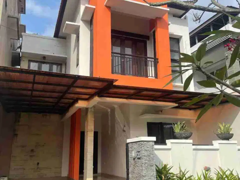 Jual Rumah 2lt Kondisi Bagus Jl Tukad Badung Denpasar area Strategis Hunian
