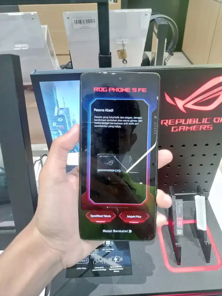 ROG PHONE 9 FE 12/256GB
