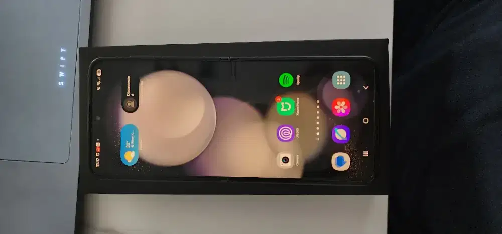 SAMSUNG ZFLIP 5, RAM 8GB, STORAGE 512GB