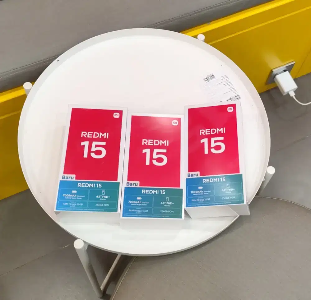Redmi 15 Ram 8/256 Batrai 7000mAh