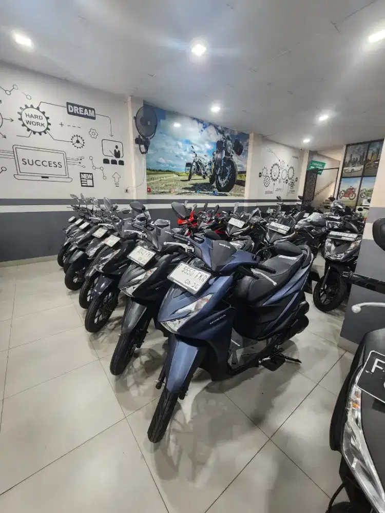 BEAT DELUX SMARTKEY KM 2K THN 2025 (PUTRA TUNGGAL MOTOR)